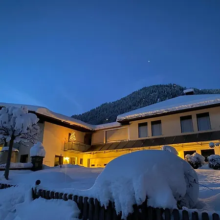 Haus Wieser *